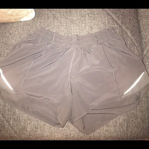 lululemon grey size 10, 4 in. shorts